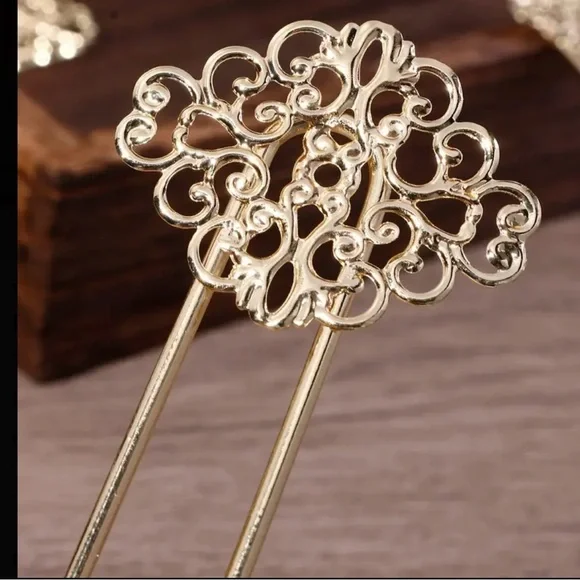 Elegant Gold Hair Sticks - Picture 4 of 5